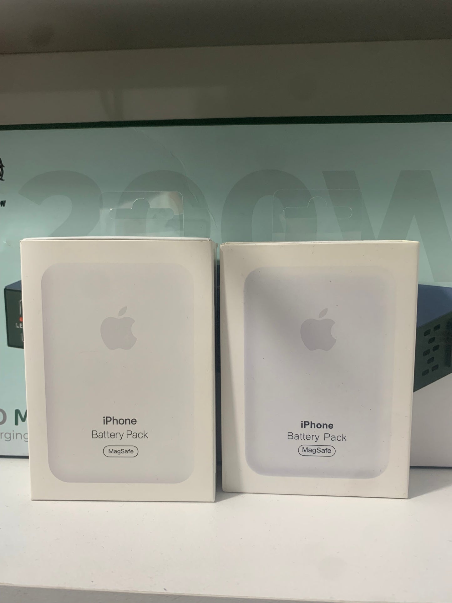 Apple battery pack magsafe