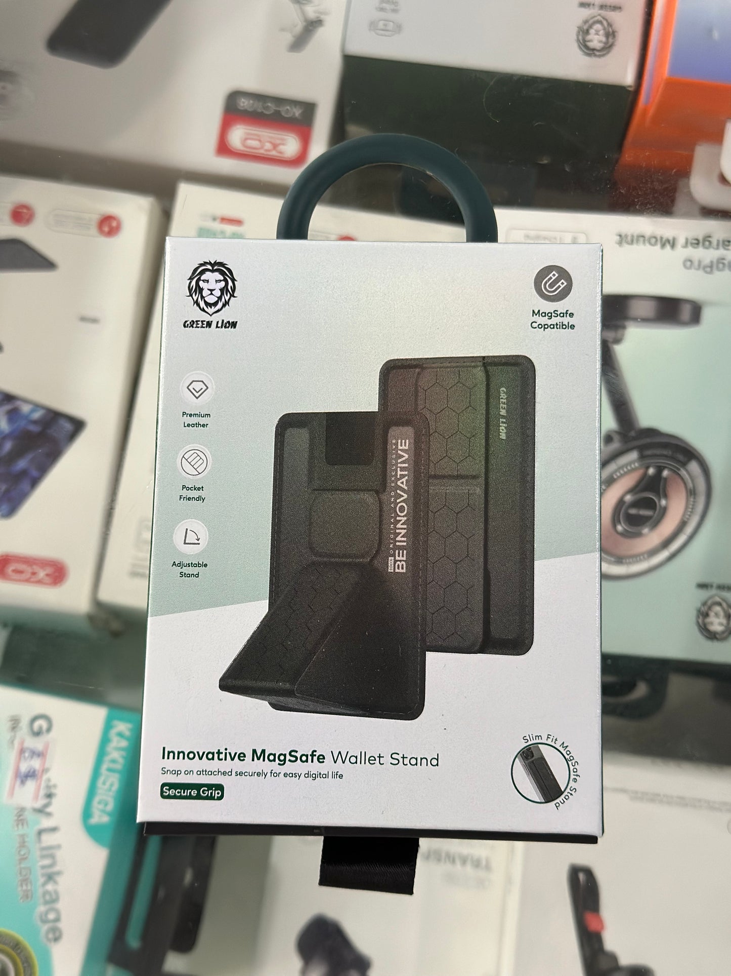 Greenlion innovative magsafe wallet stand